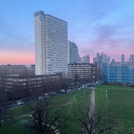 Immaculate 2Bed Apartment In London- City Views Londres Exterior foto