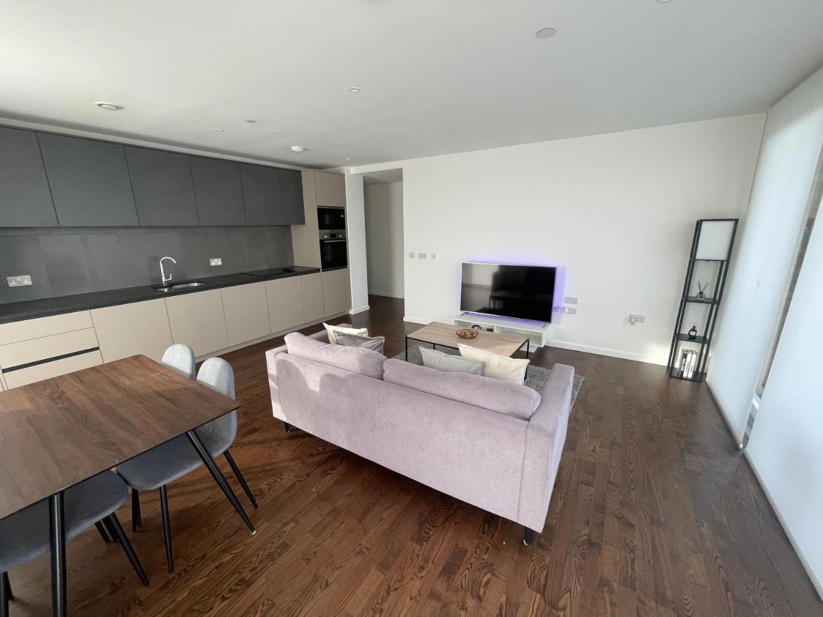 Immaculate 2Bed Apartment In London- City Views Londres Exterior foto