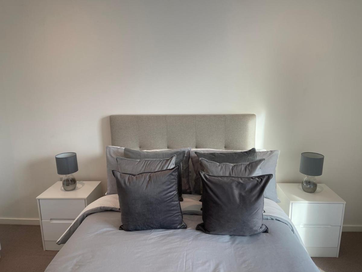 Immaculate 2Bed Apartment In London- City Views Londres Exterior foto