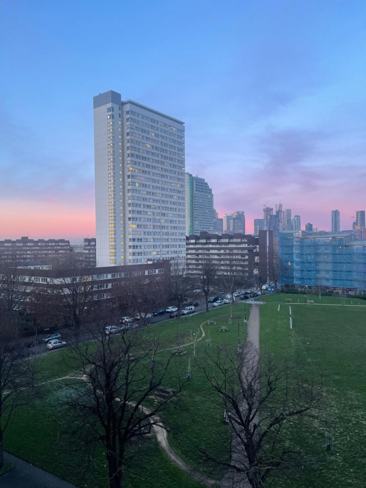 Immaculate 2Bed Apartment In London- City Views Londres Exterior foto